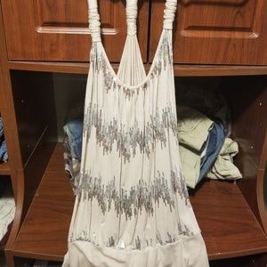 Sequence sleeveless top